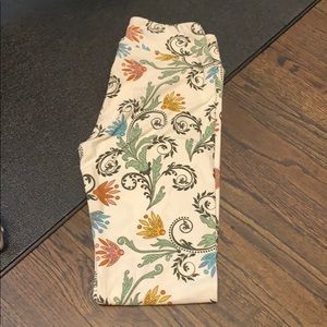 LuLaRoe Floral Scroll Leggings - OS